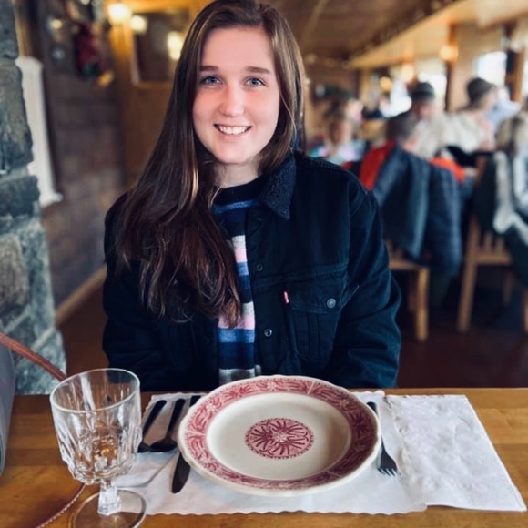 Meet your posher - Picture 2 of 6